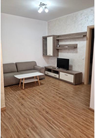Apartament cu 2 camere în Metalurgiei
