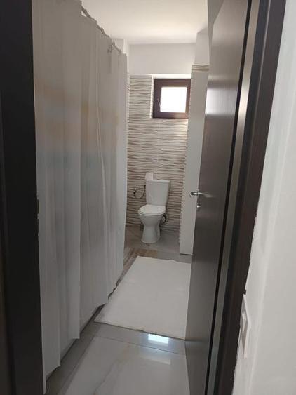 Garsonieră semidecomandată, mobilată în Baza 3