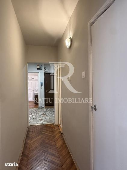 Apartament cu 3 camere decomandat în Decebal