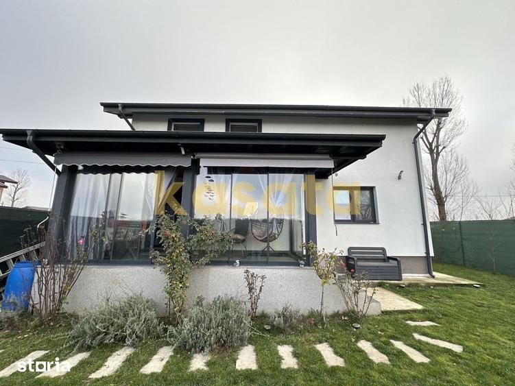 Casă cu 4 camere cu Teren 500 Mp în Găneasa