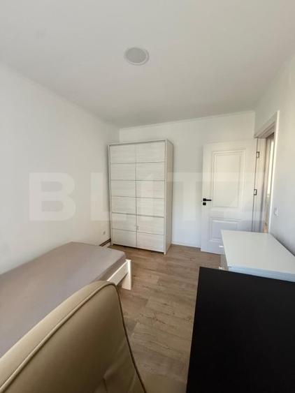 Apartament cu 3 camere decomandat, mobilat în Dâmbu Pietros