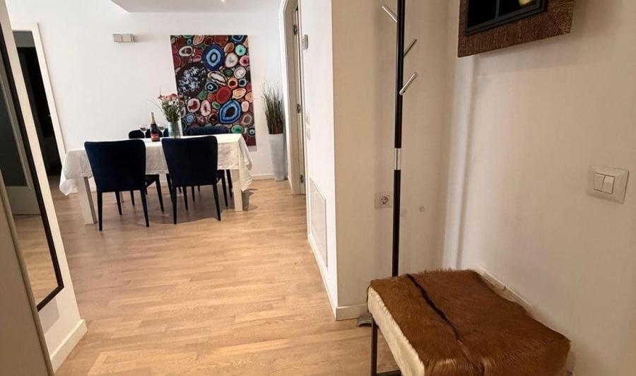 Apartament cu 3 camere în Nordului