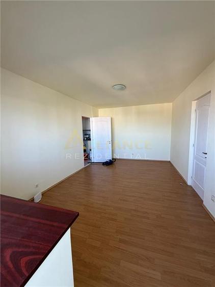 Apartament cu 2 camere semidecomandat în Progresul