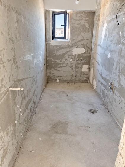 Apartament cu 2 camere decomandat în Tomis Plus