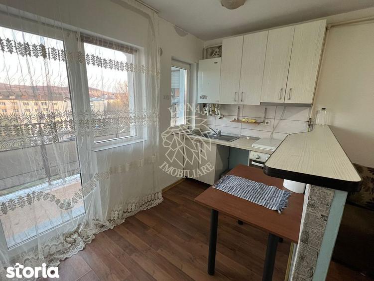 Garsoniera+balcon 27 mp con.-ideal locuire, inchiriere-Zona Pompieri - 1