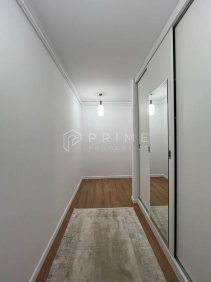 Apartament cu 3 camere decomandat în Livezeni