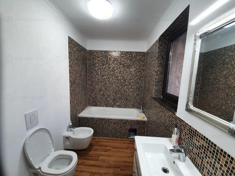 Casă cu 5 camere cu Teren 250 Mp în Mogoșoaia