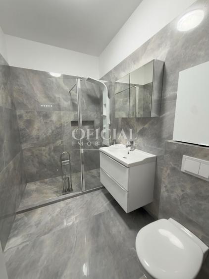 Apartament cu 3 camere semidecomandat, mobilat în Florești