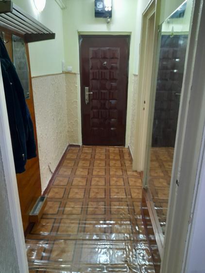 Apartament cu 2 camere semidecomandat în Galați
