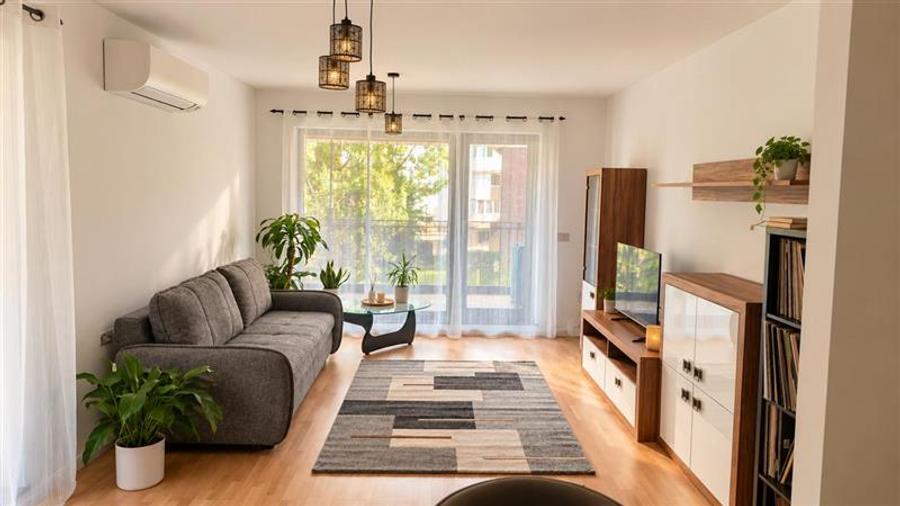 Apartament cu 2 camere decomandat în Central