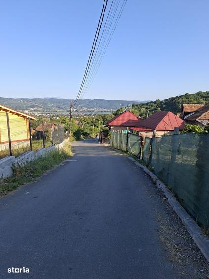 Teren de 650 mp, în Goranu