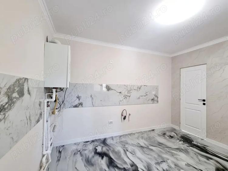 Casă cu 3 camere cu Teren 240 Mp în Central