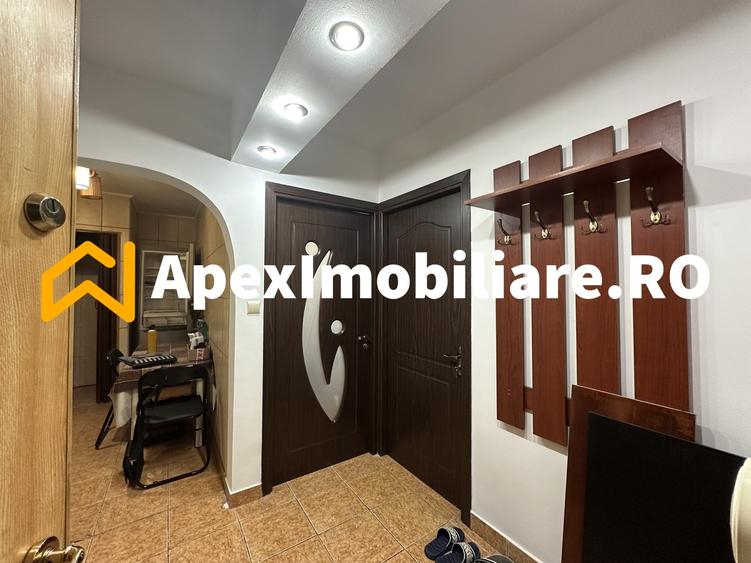 Apartament cu 2 camere semidecomandat, mobilat în Eroii Revoluției