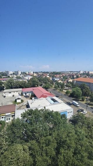 Apartament cu 3 camere decomandat în Dacia