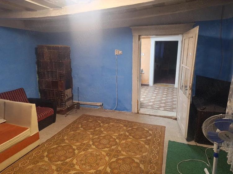 Apartament cu 2 camere decomandat în Radna