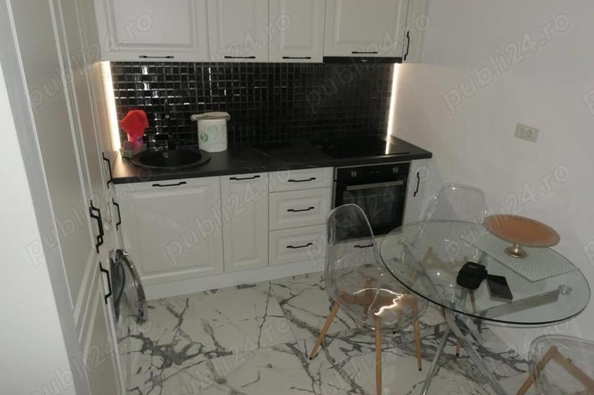 Apartament la casa amenajat modern, complet mobilat, zona Pia?a Mihai Viteazul, et. 1 - 5