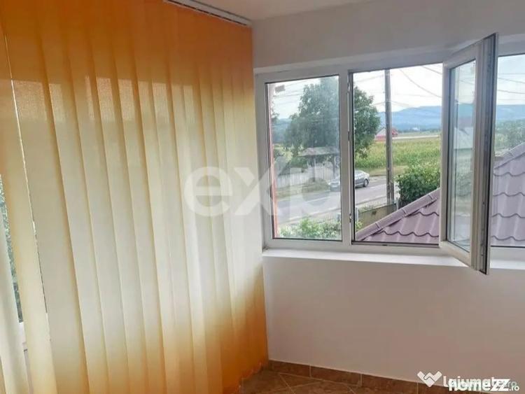 Casă cu 6 camere cu Teren 3646 Mp în Leontinești