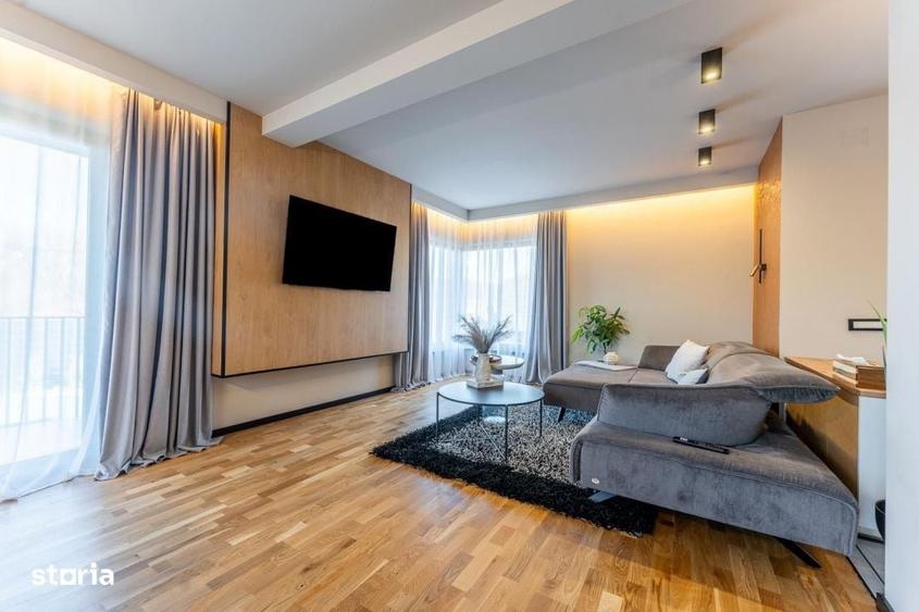 Casă cu 4 camere în Rădaia