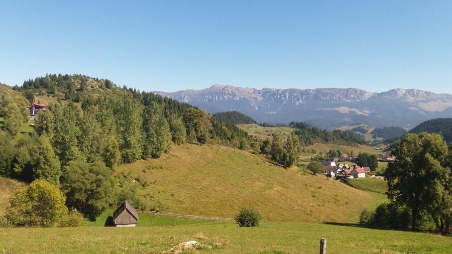Teren agricol extravilan de 17537 mp, în Fundata