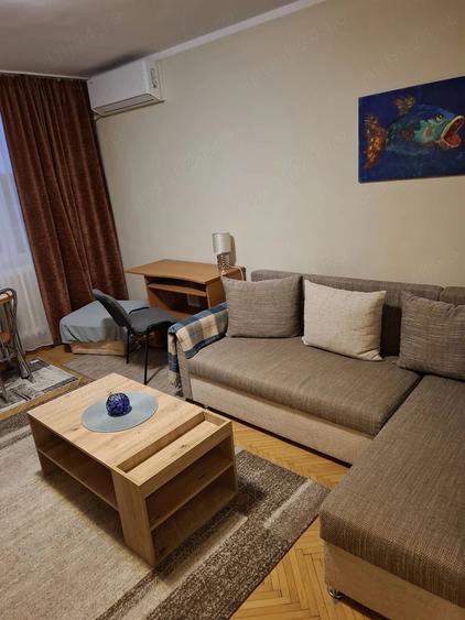 Apartament cu 2 camere decomandat în Circumvalațiunii