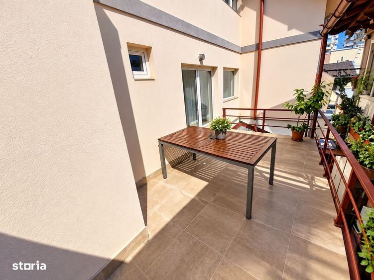Casă cu 4 camere cu Teren 120 Mp în Obor