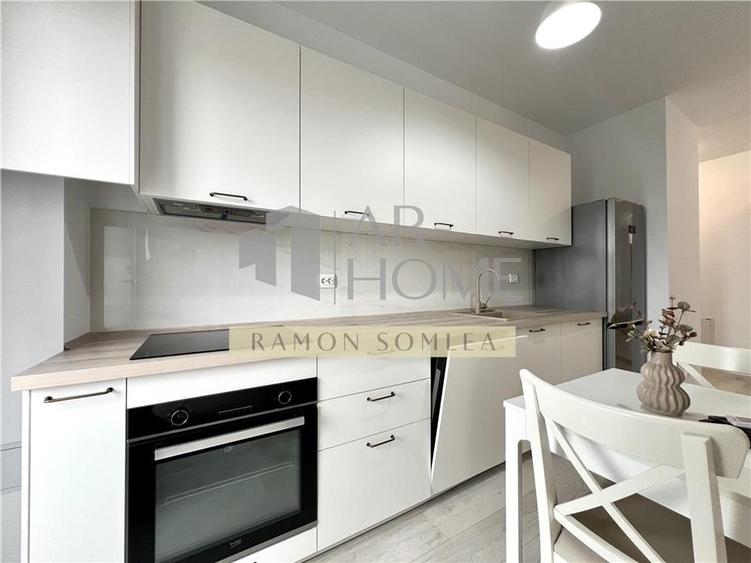 Garsoniera , de lux, parcare, zona Vest Ploiesti - 1