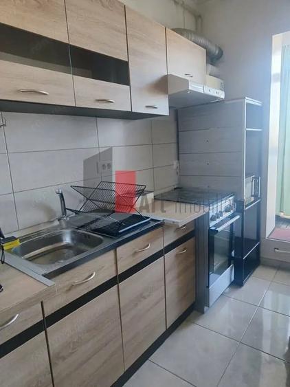 Apartament cu 2 camere decomandat în Dobroești