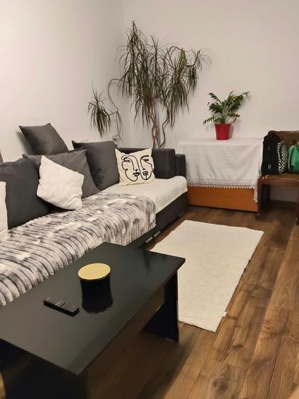 Apartament cu 3 camere decomandat, mobilat în Inel II