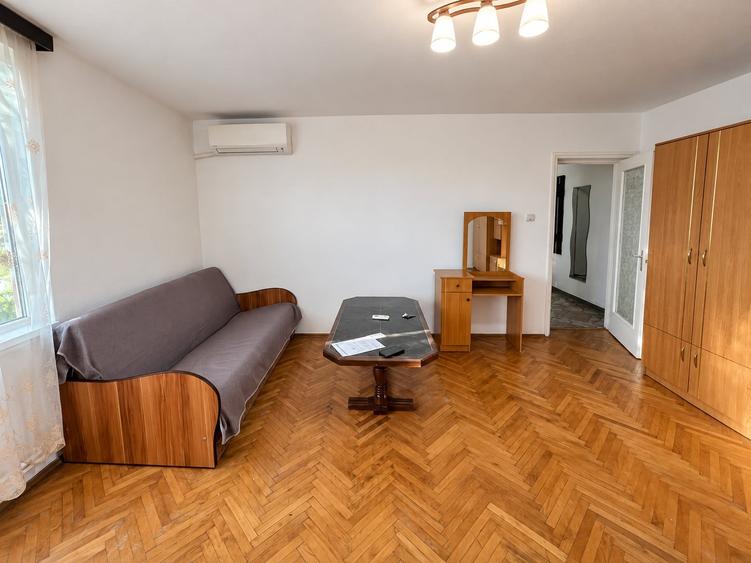 Apartament cu 2 camere semidecomandat, mobilat în Medicină
