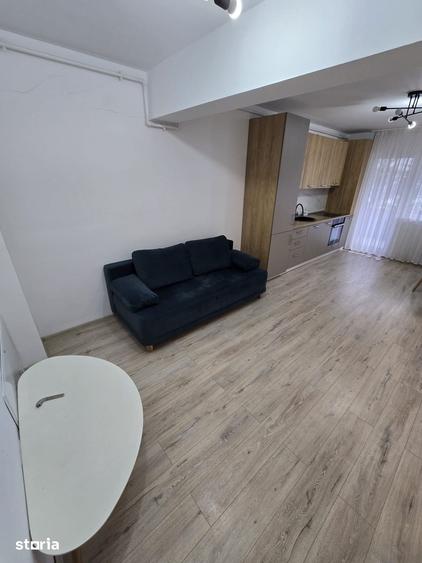 Apartament cu 3 camere decomandat în Baciu