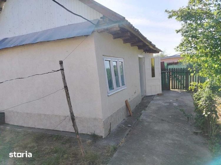 Casă cu 4 camere cu Teren 83 Mp în Hănești
