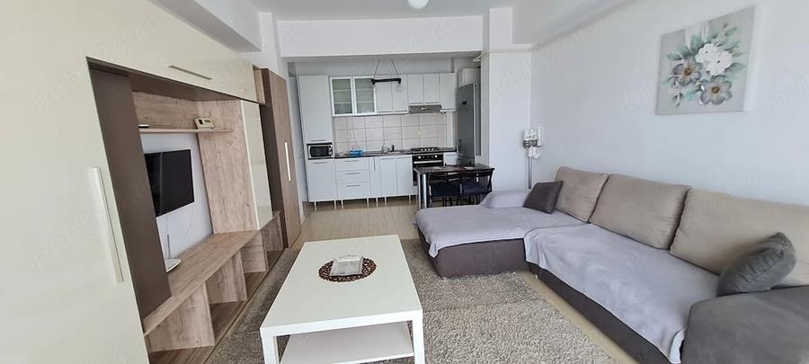 Apartament cu 2 camere semidecomandat în Roșu