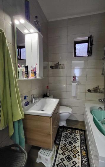 Casă cu 4 camere în Cumpăna
