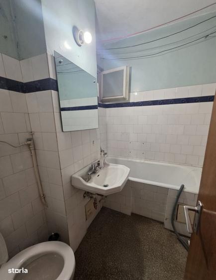 Apartament cu 3 camere decomandat în Scriitorilor