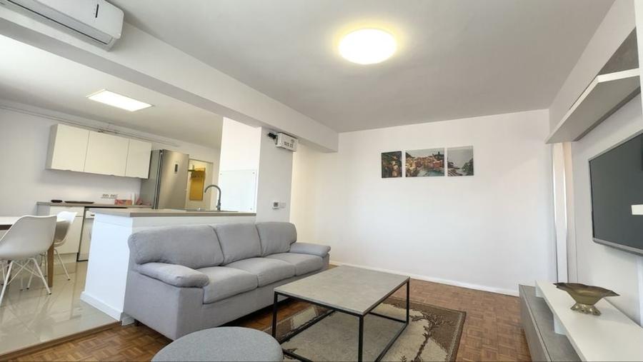 Apartament cu 3 camere în Medicină
