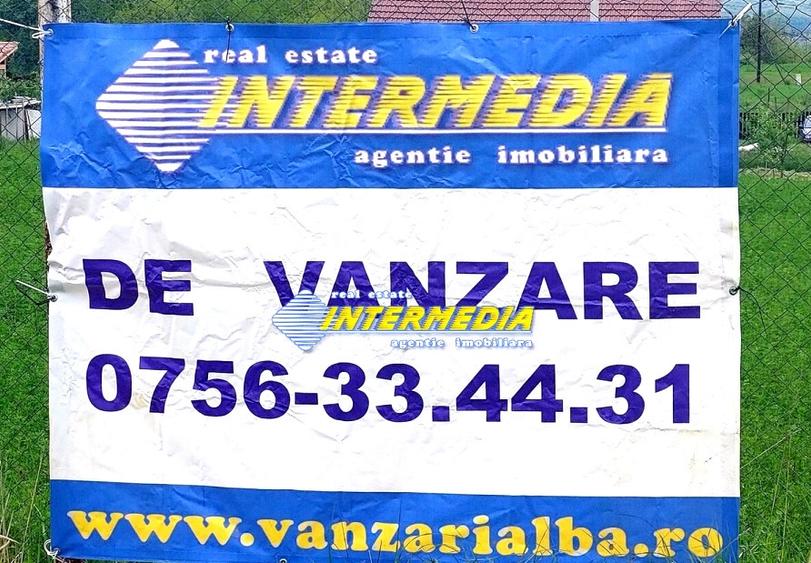Teren Construcții intravilan de 4800 mp, în Sud
