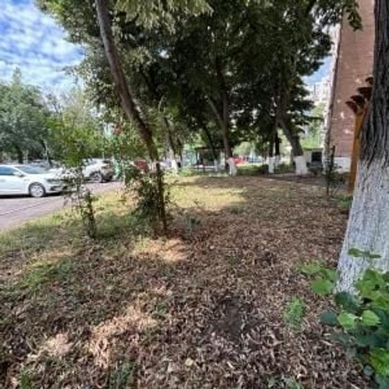 Apartament cu 2 camere decomandat în Drumul Taberei