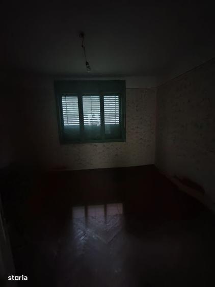 Casă cu 4 camere în Slatina de Mureș
