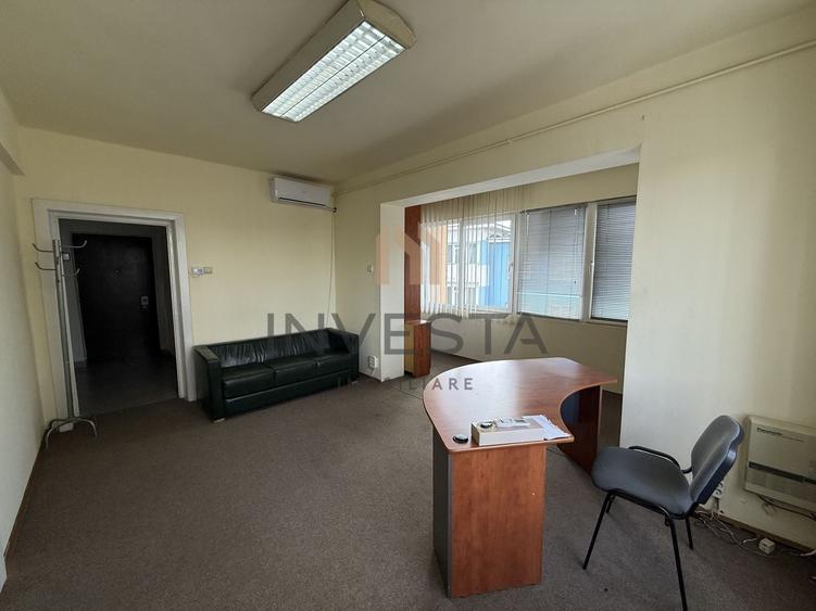 Apartament cu 2 camere semidecomandat, mobilat în Ultracentral