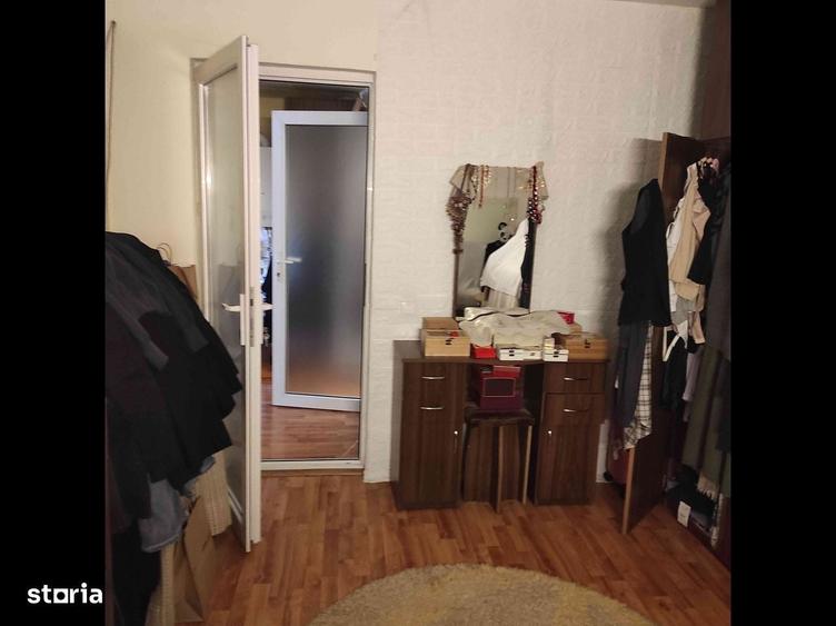 Casă cu 3 camere în Central