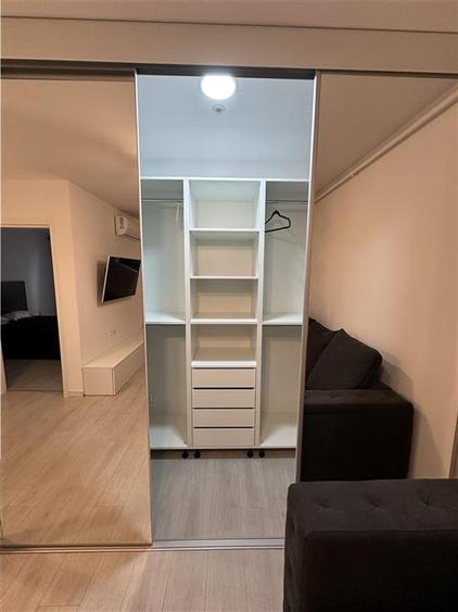Apartament cu 2 camere semidecomandat în Theodor Pallady