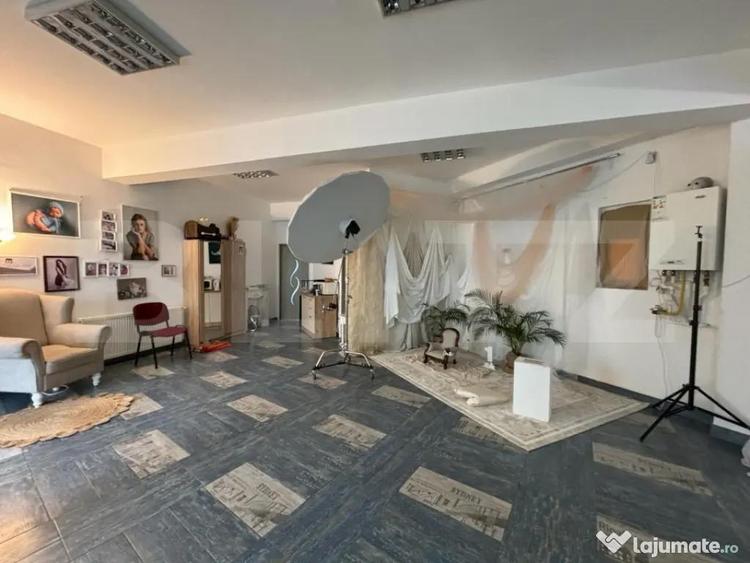Apartament cu 3 camere decomandat în Central