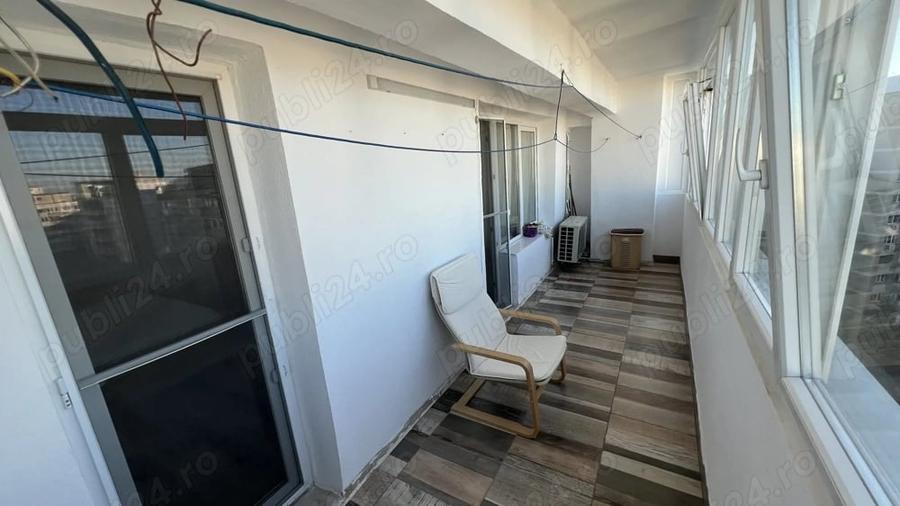 Apartament cu 3 camere semidecomandat în Lujerului