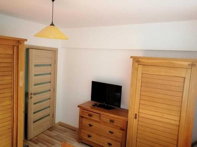 Apartament cu 2 camere semidecomandat în Dosu Bricii