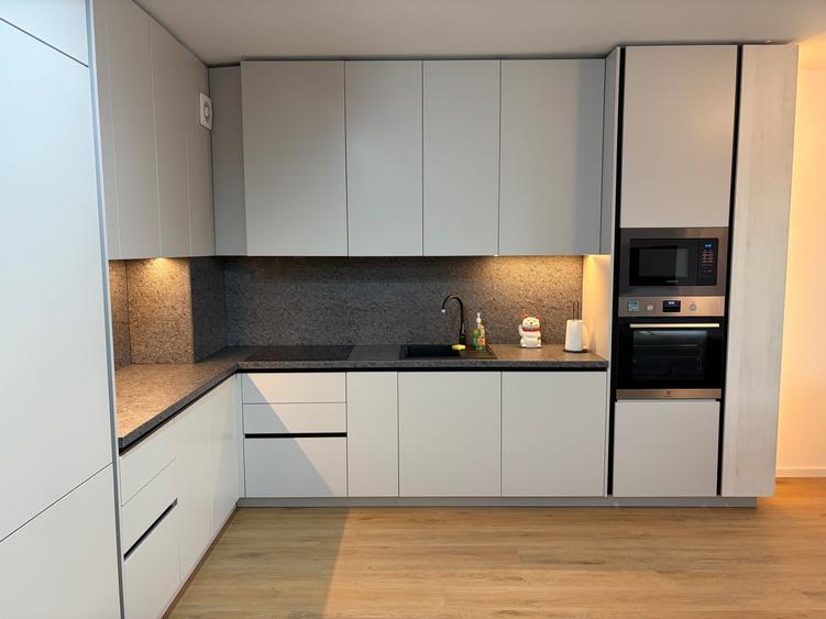 Apartament cu 2 camere decomandat în Exterior Vest