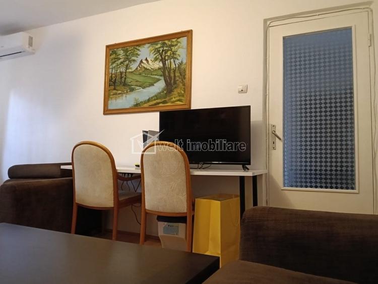 Apartament cu 3 camere decomandat în Zorilor