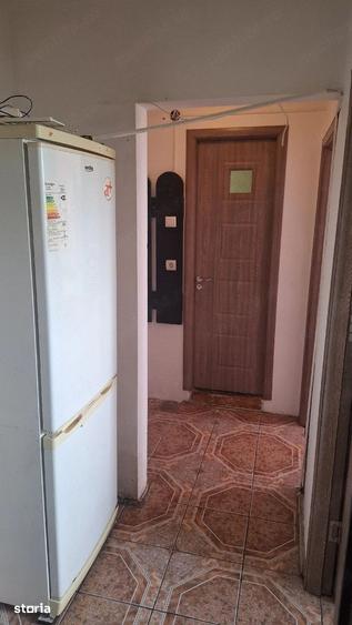Apartament cu 2 camere decomandat, mobilat în Drumul Taberei