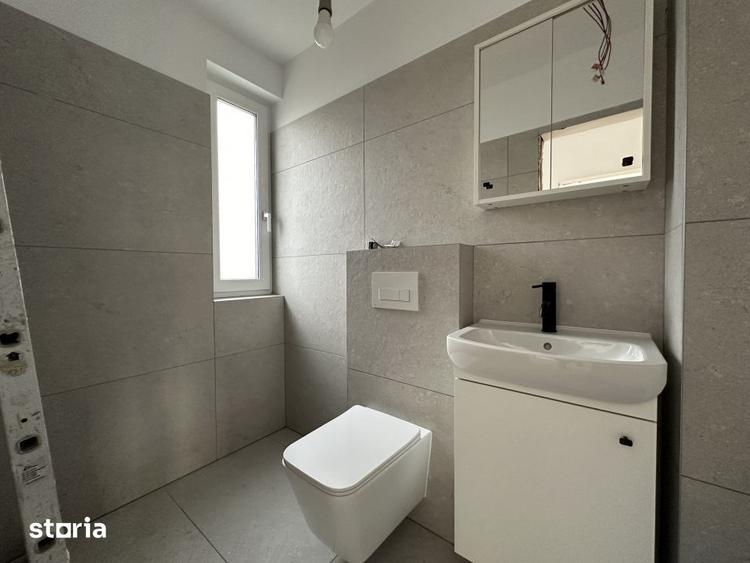 Casă cu 4 camere cu Teren 480 Mp în Ciupercenii Noi