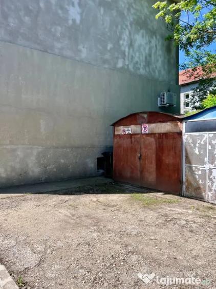 Apartament cu 2 camere decomandat în Calea Turzii