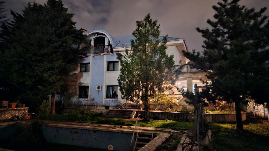 Casă cu 4 camere în Satu Nou